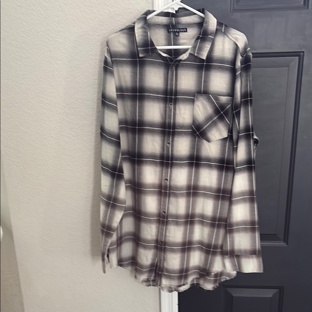 Black and White Plaid Button-Up Shirt